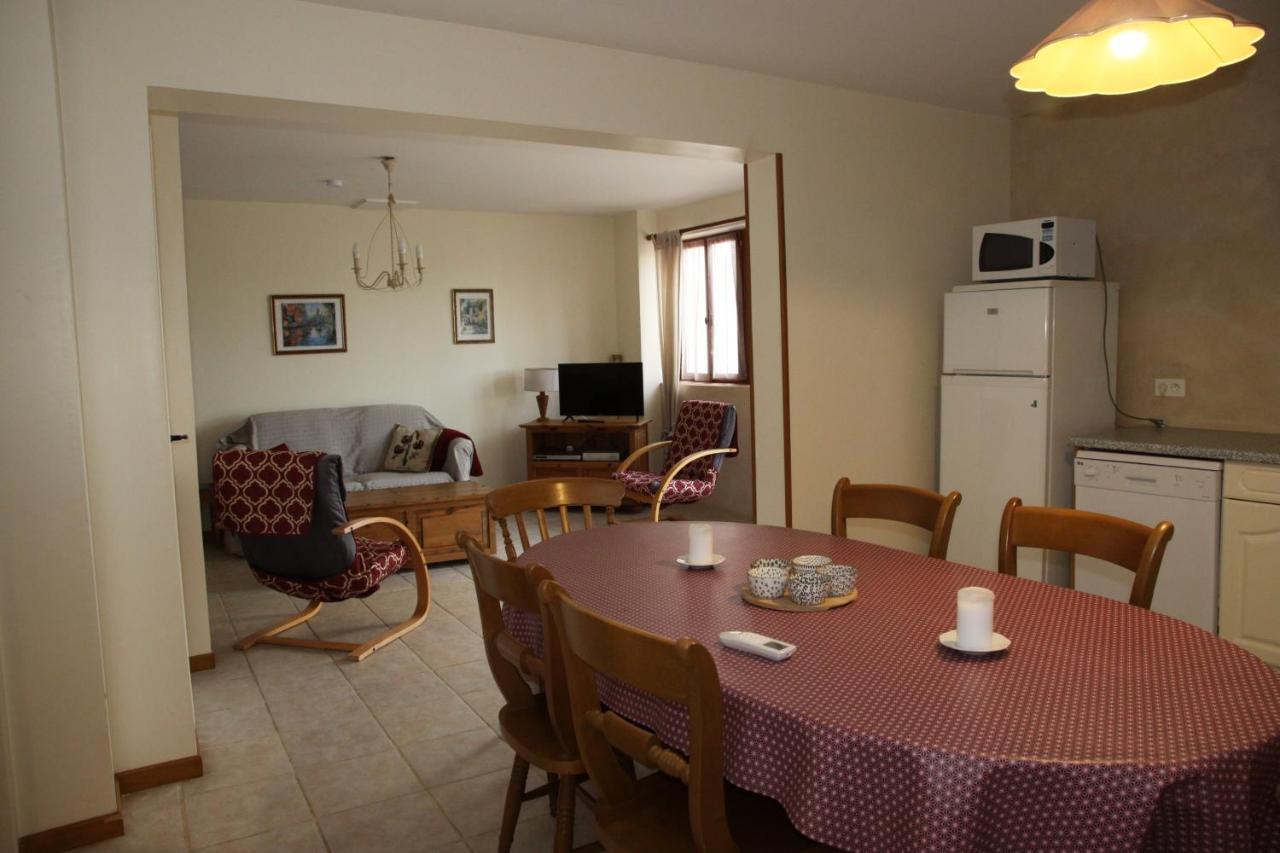 Gites & Chambres D'Hotes Peyrecout Laparrouquial Exterior foto