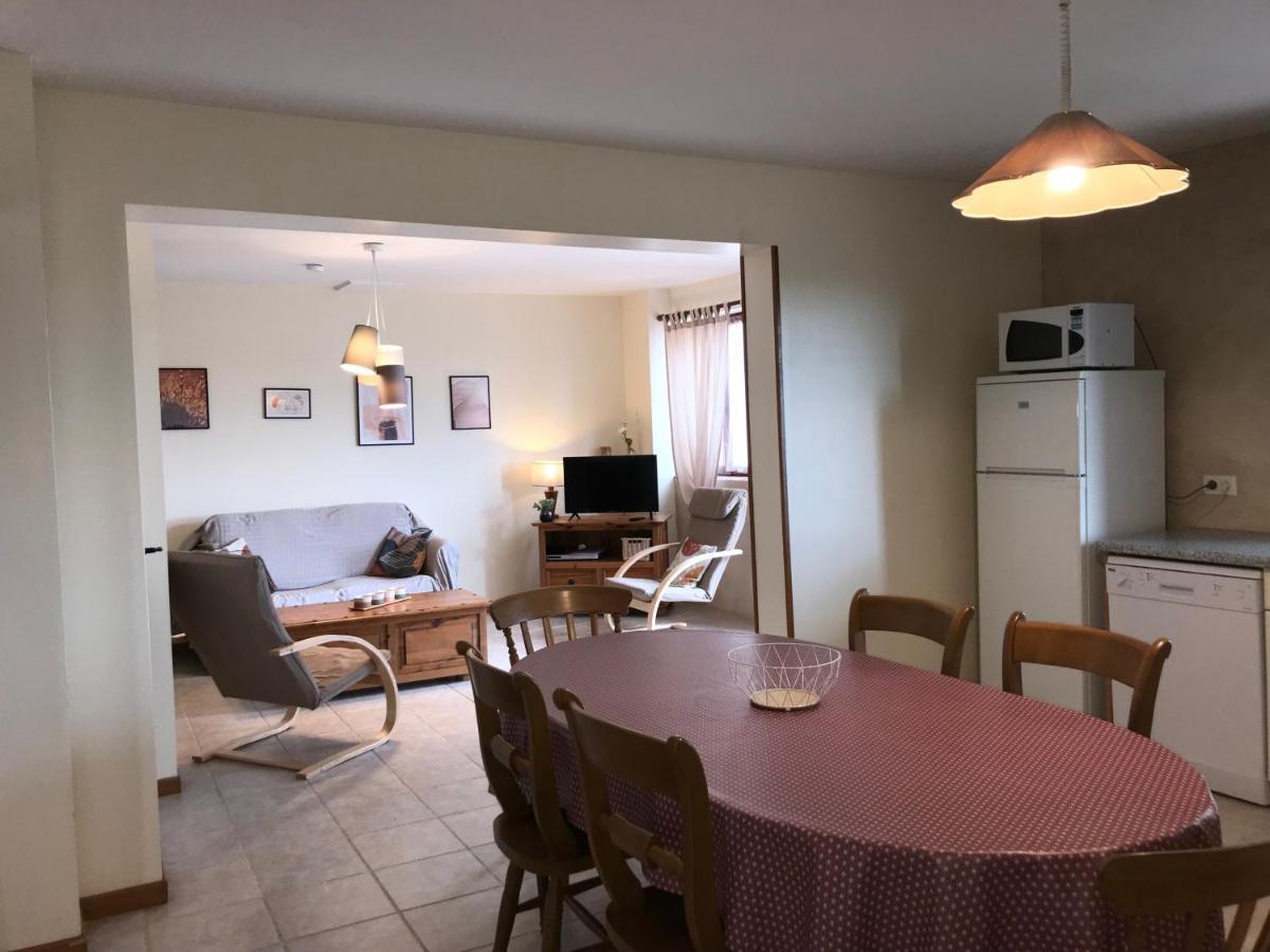 Gites & Chambres D'Hotes Peyrecout Laparrouquial Exterior foto