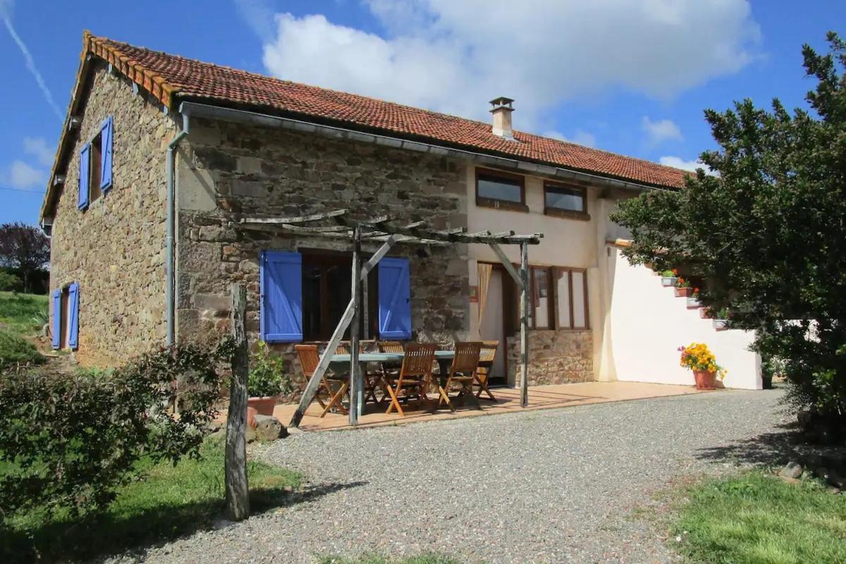 Gites & Chambres D'Hotes Peyrecout Laparrouquial Exterior foto
