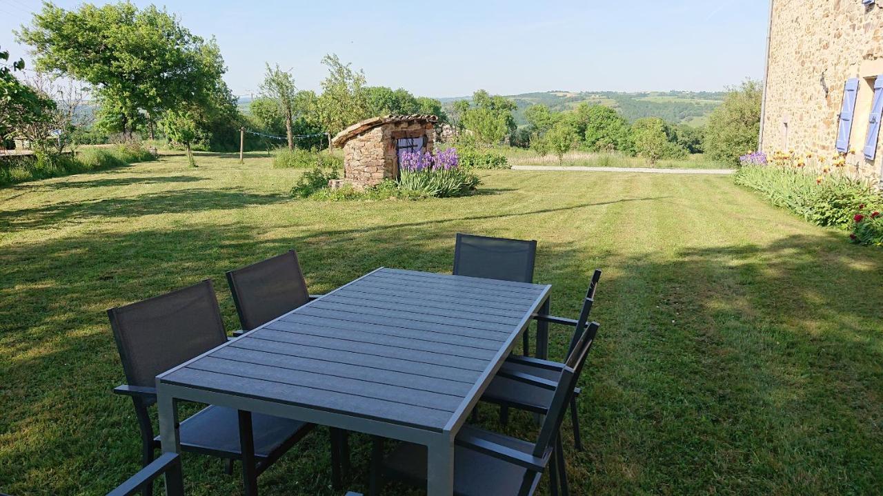 Gites & Chambres D'Hotes Peyrecout Laparrouquial Exterior foto
