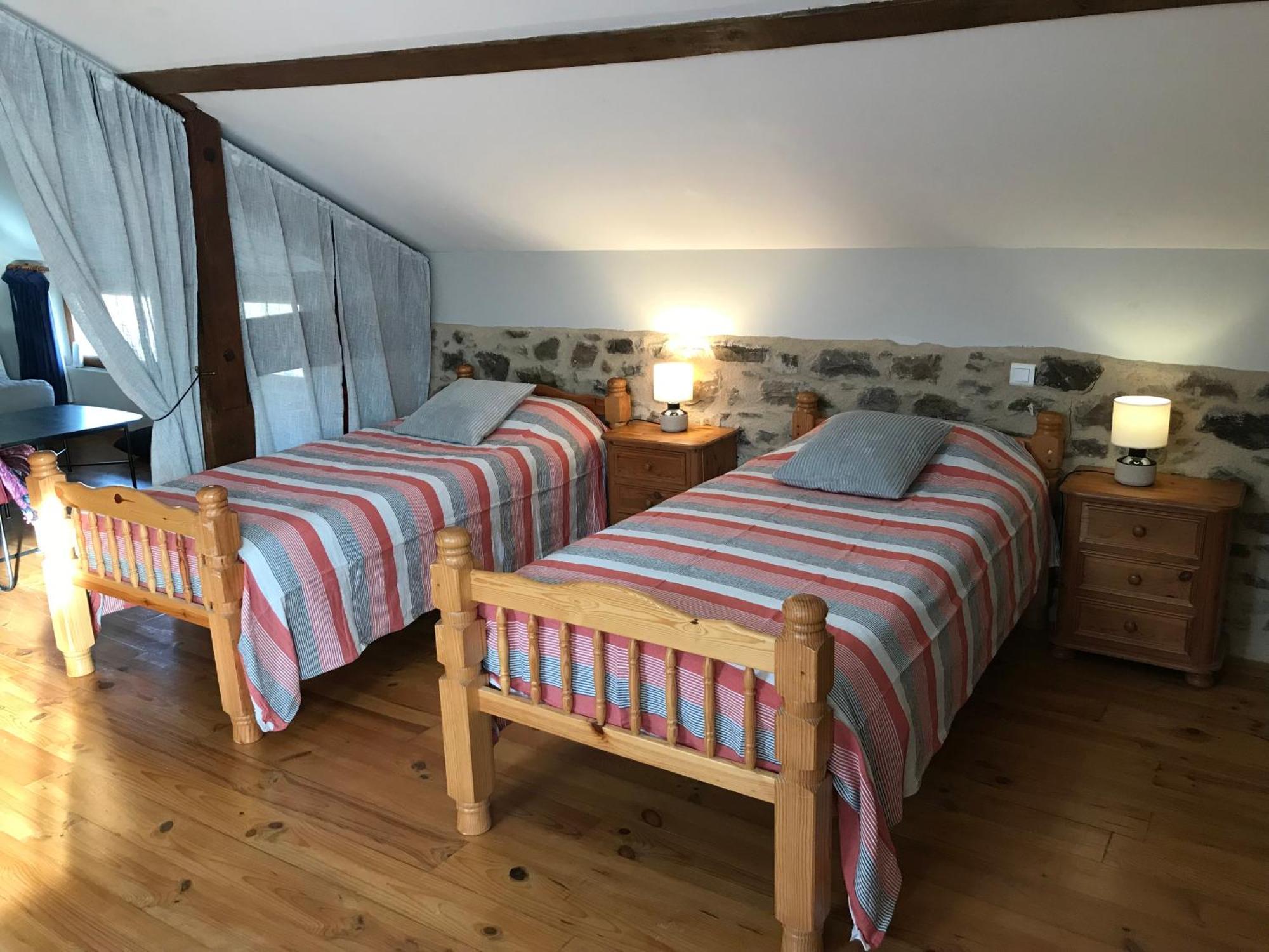 Gites & Chambres D'Hotes Peyrecout Laparrouquial Exterior foto