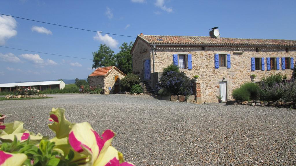 Gites & Chambres D'Hotes Peyrecout Laparrouquial Exterior foto